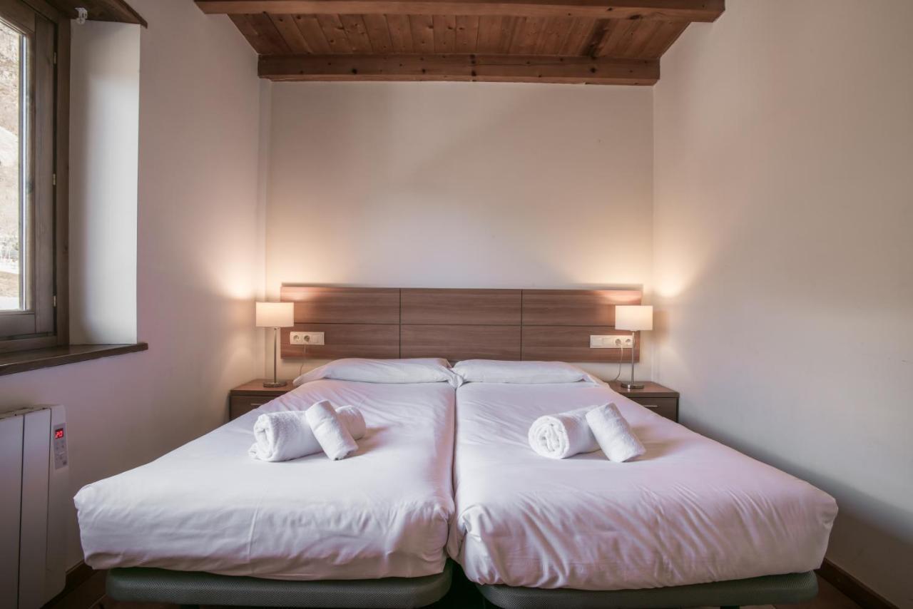 Apartamentos Snoe Mont Romies Unhola Salardú Exteriér fotografie