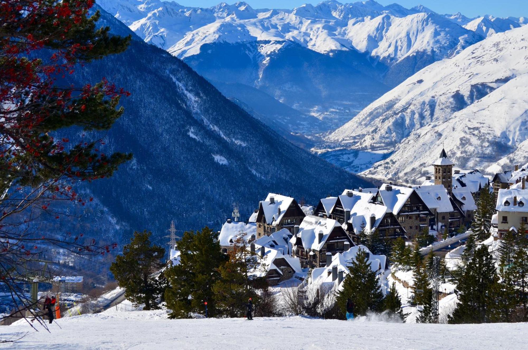 Apartamentos Snoe Mont Romies Unhola Salardú Exteriér fotografie